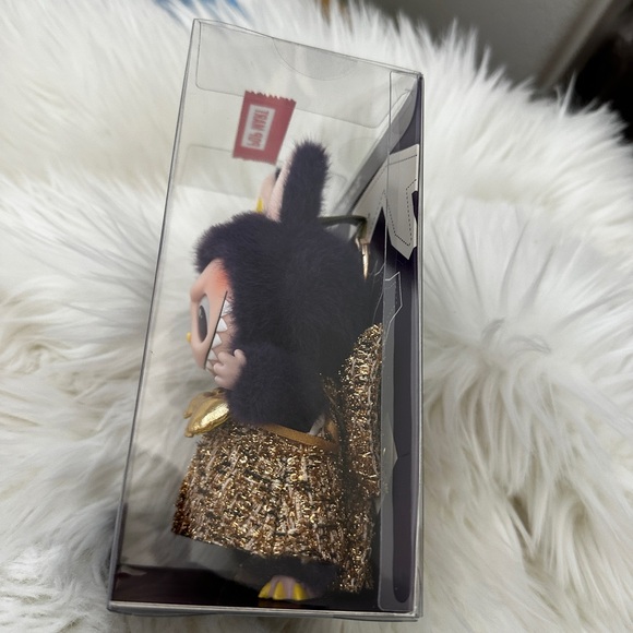 Pop Mart Wings of Fortune Labubu Vinyl Plush - Picture 2 of 3